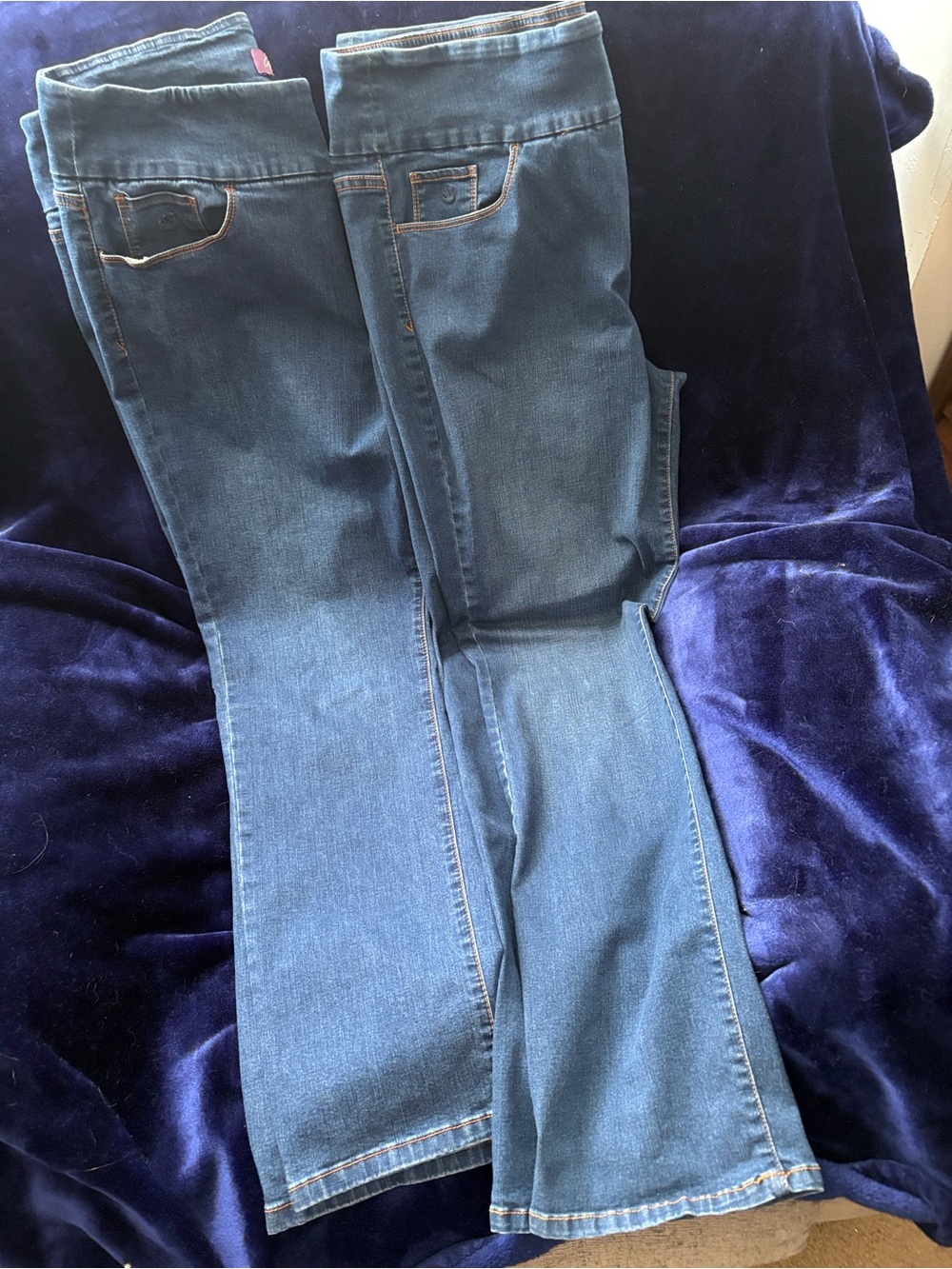 Gloria Vanderbilt Women's Blue Straight Leg Jeans